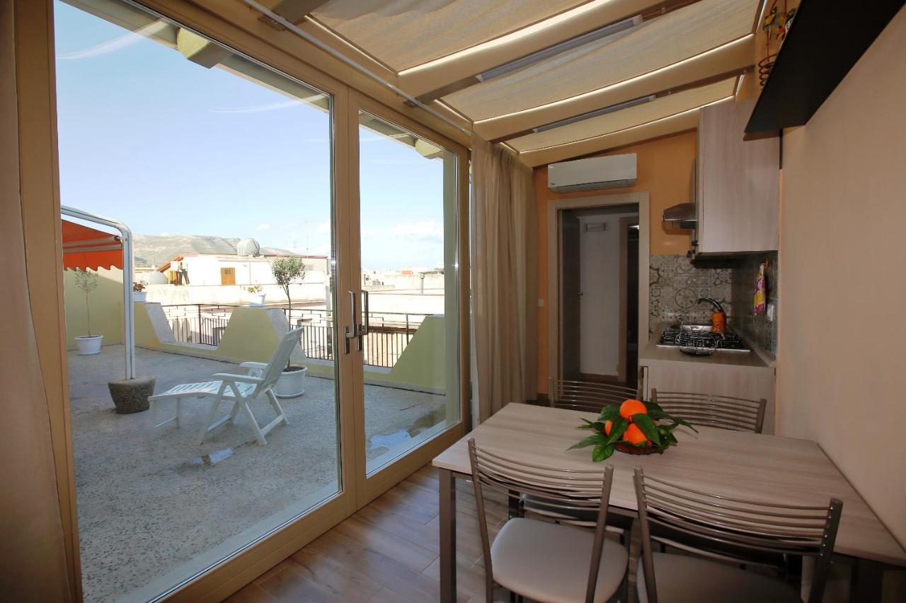 Re Sole Case Vacanze - Esclusivo Attico M A R T E Con Spaziosissima Terrazza Solarium Attrezzata Avola Εξωτερικό φωτογραφία