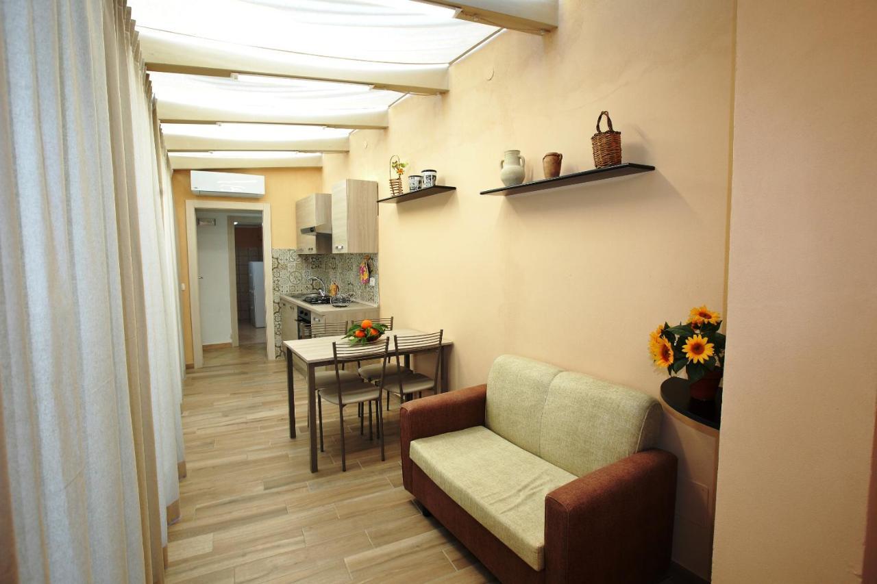 Re Sole Case Vacanze - Esclusivo Attico M A R T E Con Spaziosissima Terrazza Solarium Attrezzata Avola Εξωτερικό φωτογραφία