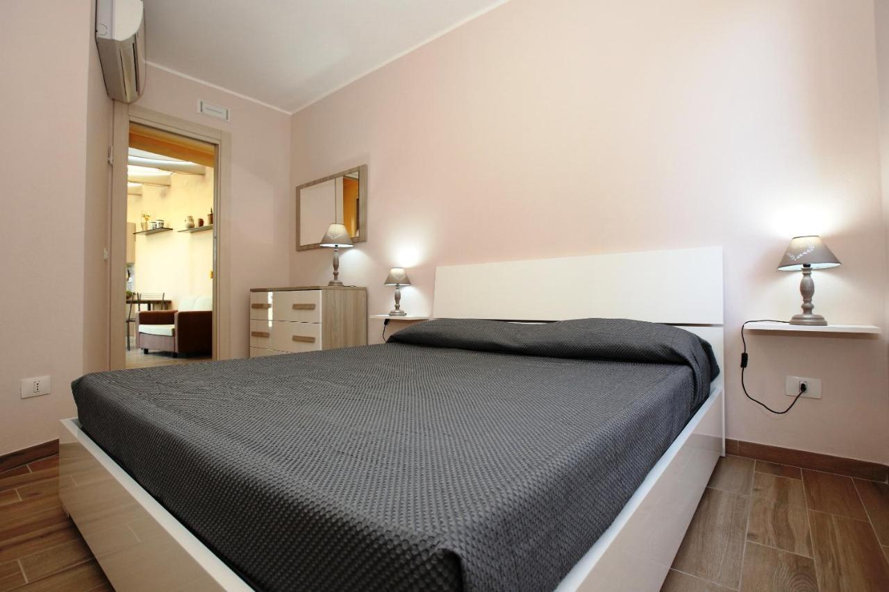 Re Sole Case Vacanze - Esclusivo Attico M A R T E Con Spaziosissima Terrazza Solarium Attrezzata Avola Εξωτερικό φωτογραφία