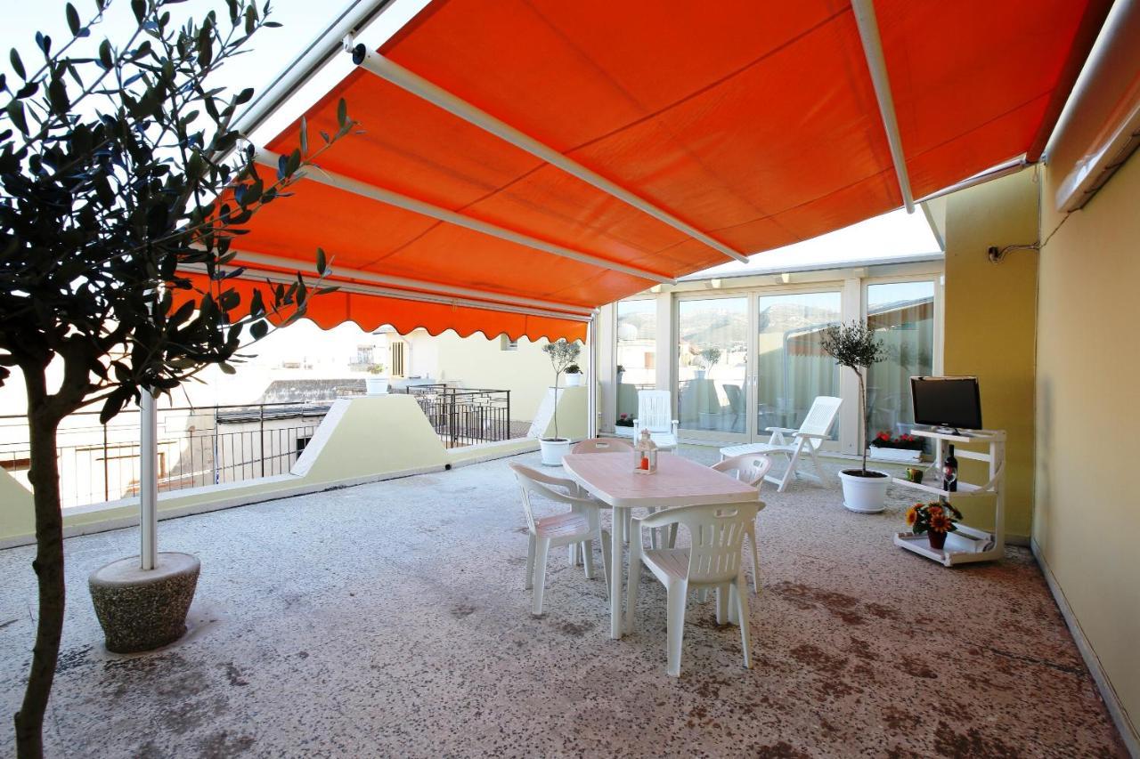 Re Sole Case Vacanze - Esclusivo Attico M A R T E Con Spaziosissima Terrazza Solarium Attrezzata Avola Εξωτερικό φωτογραφία